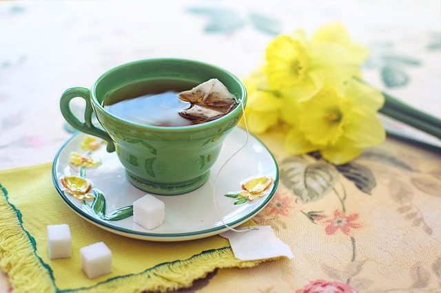 5 razloga zašto je dobro piti zeleni čaj leti
