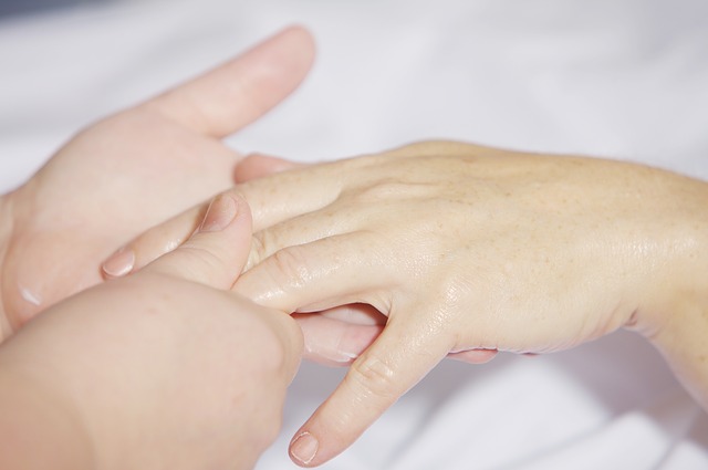 Pomozite bolesnim zglobovima: Evo šta će umanjiti bolove