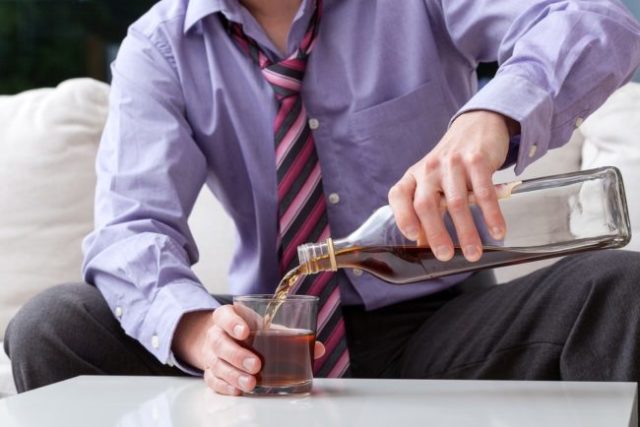 10 dugoročnih posledica ispijanja alkohola