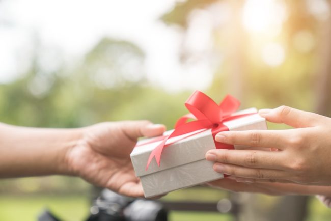 Žene otkrivaju najgore poklone koje su dobile od muževa