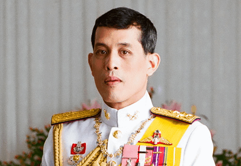 Slonovi kleknuli pred novim kraljem Tajlanda