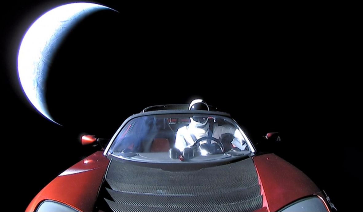 Gde se nalazi kabriolet koji je „Tesla“ lansirao u svemir?