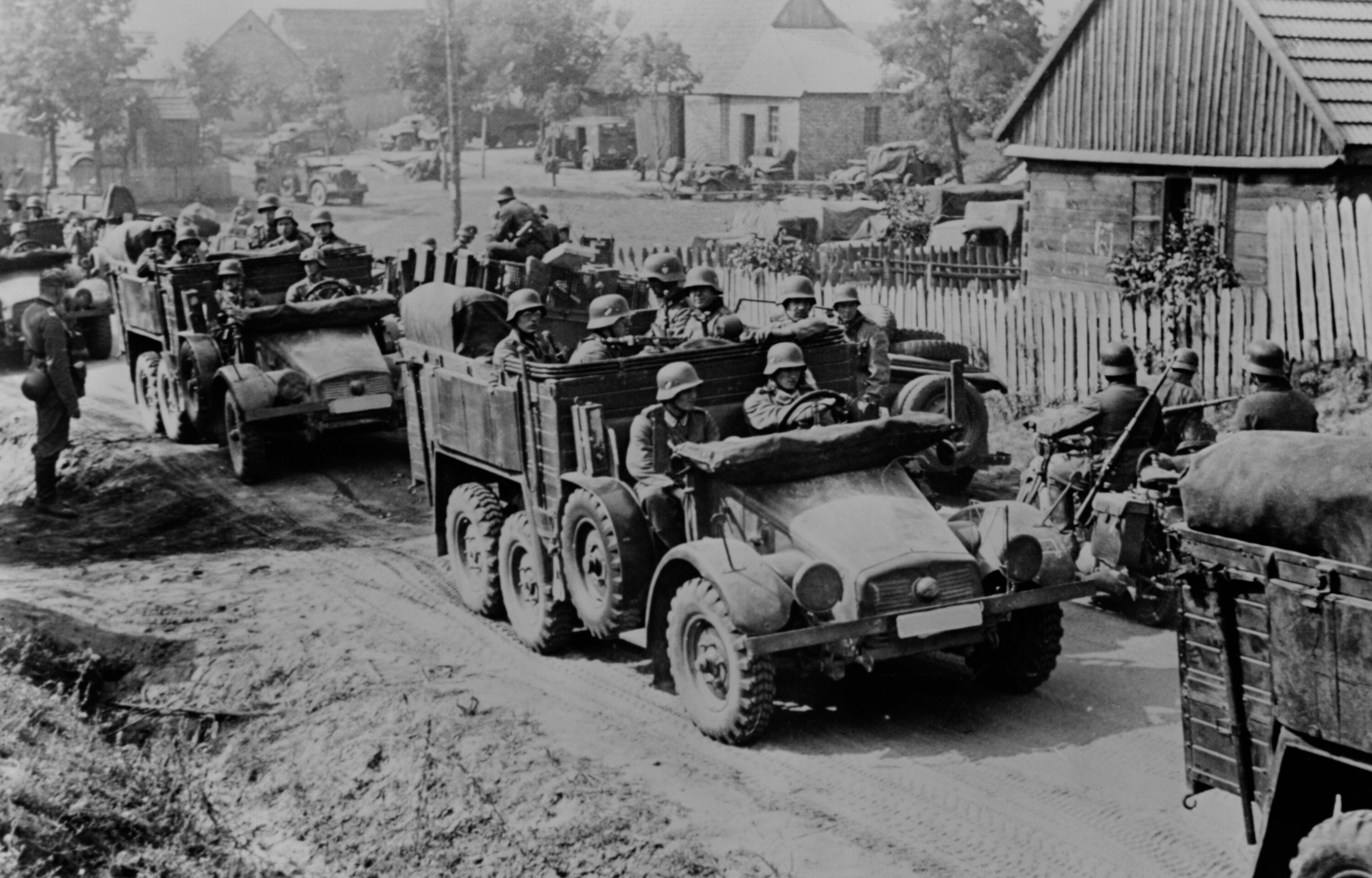 В каком году немцы вошли. Германские войска в Польше 1939. Польская кампания вермахта 1939. Вторжение в Польшу 1939 Германия.