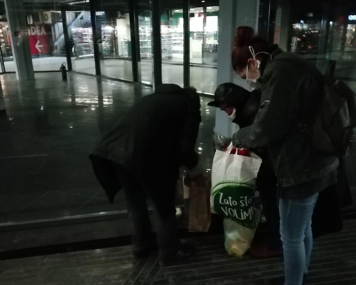 Nesebični Beograđani – topli obrok za beskućnike