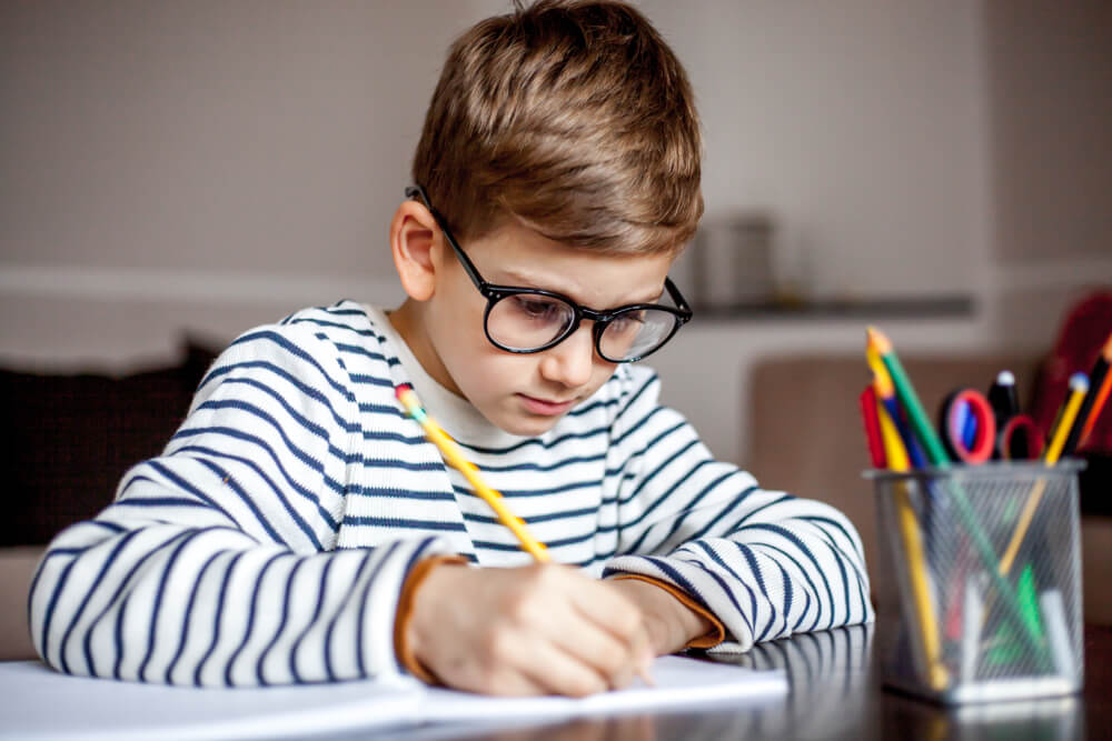 Vaše dete je možda genijalac – ovo su 7 neobičnih stvari koje rade veoma inteligentna deca!