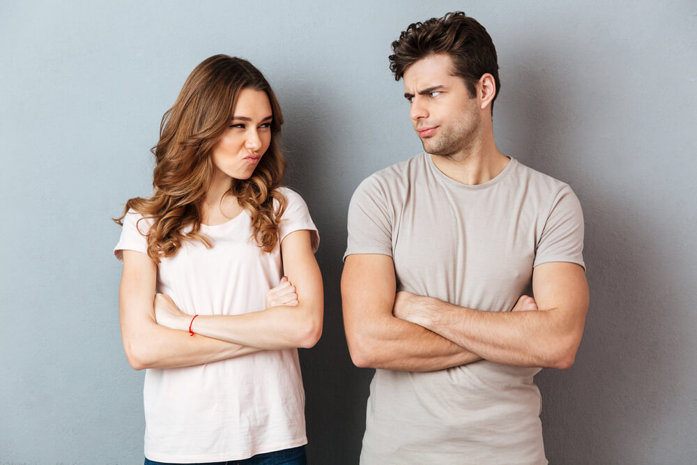 15 upozorenja sa početka veze – nemojte ih ignorisati!