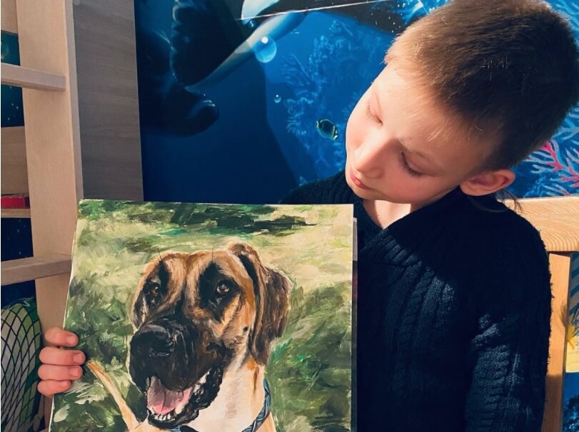 Dečak prodaje svoje radove da bi pomogao životinjama