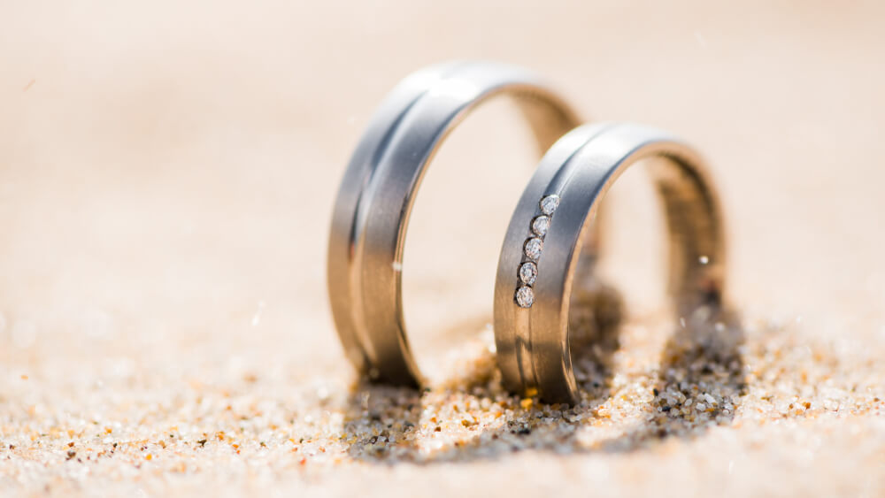 Verenički prsten zalutao na plaži – i pronađen nakon 30 godina!