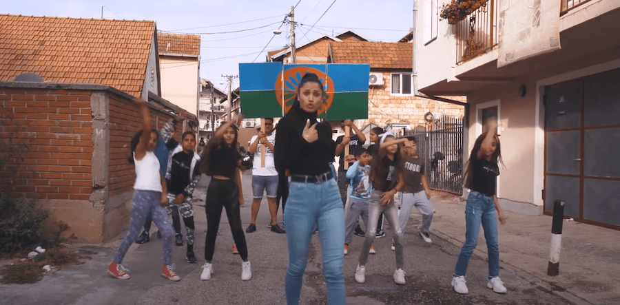 „Pretty Loud“ – Prvi ženski romski bend šalje glasnu poruku