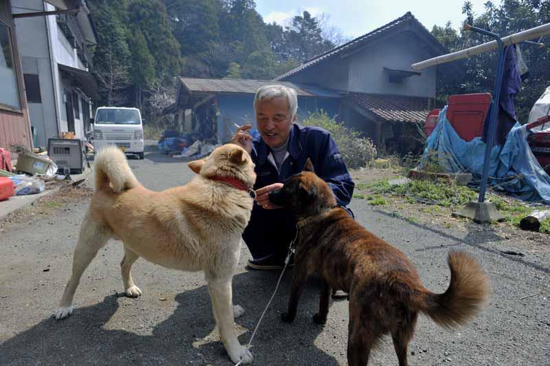 10 godina nakon nuklearne nesreće u Fukušimi – dva Japanca se brinu o tamošnjim životinjama!