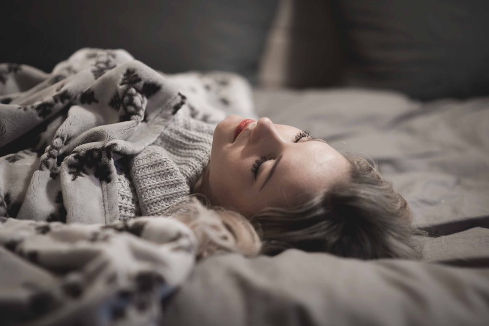 Spavanje bez jastuka – koje su sve prednosti?