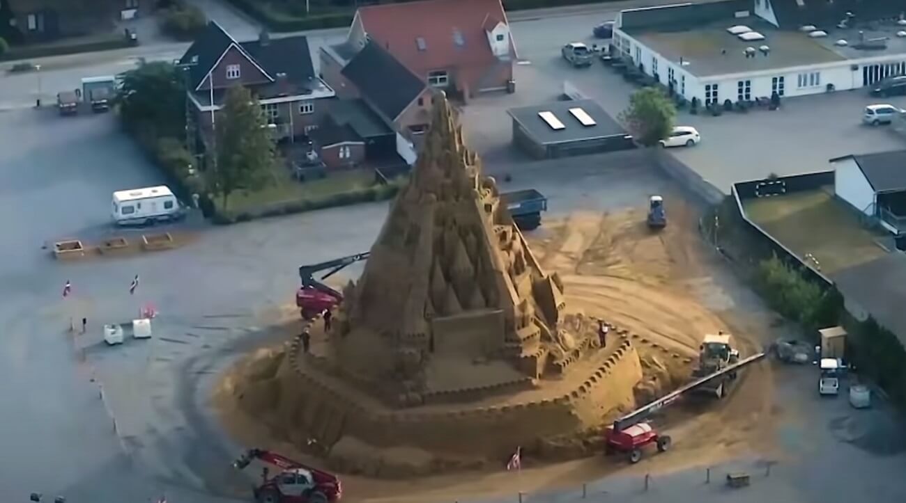 Izgrađen najveći dvorac od peska na svetu!