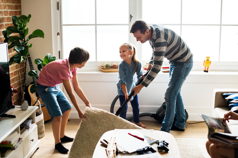 Genijalni trik snalažljivog tate – Evo kako je naterao svoju decu da redovno čiste sobu