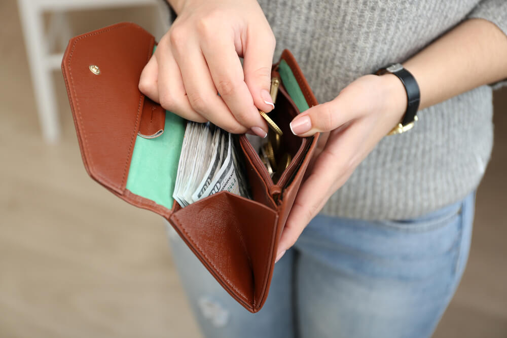Način na koji držite novac u novčaniku će vam otkriti da li ćete se obogatiti u životu