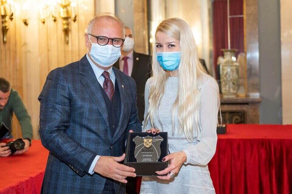 Grad Beograd odlikovao kompaniju Imlek za doprinos i izuzetno zalaganje u borbi protiv virusa korona