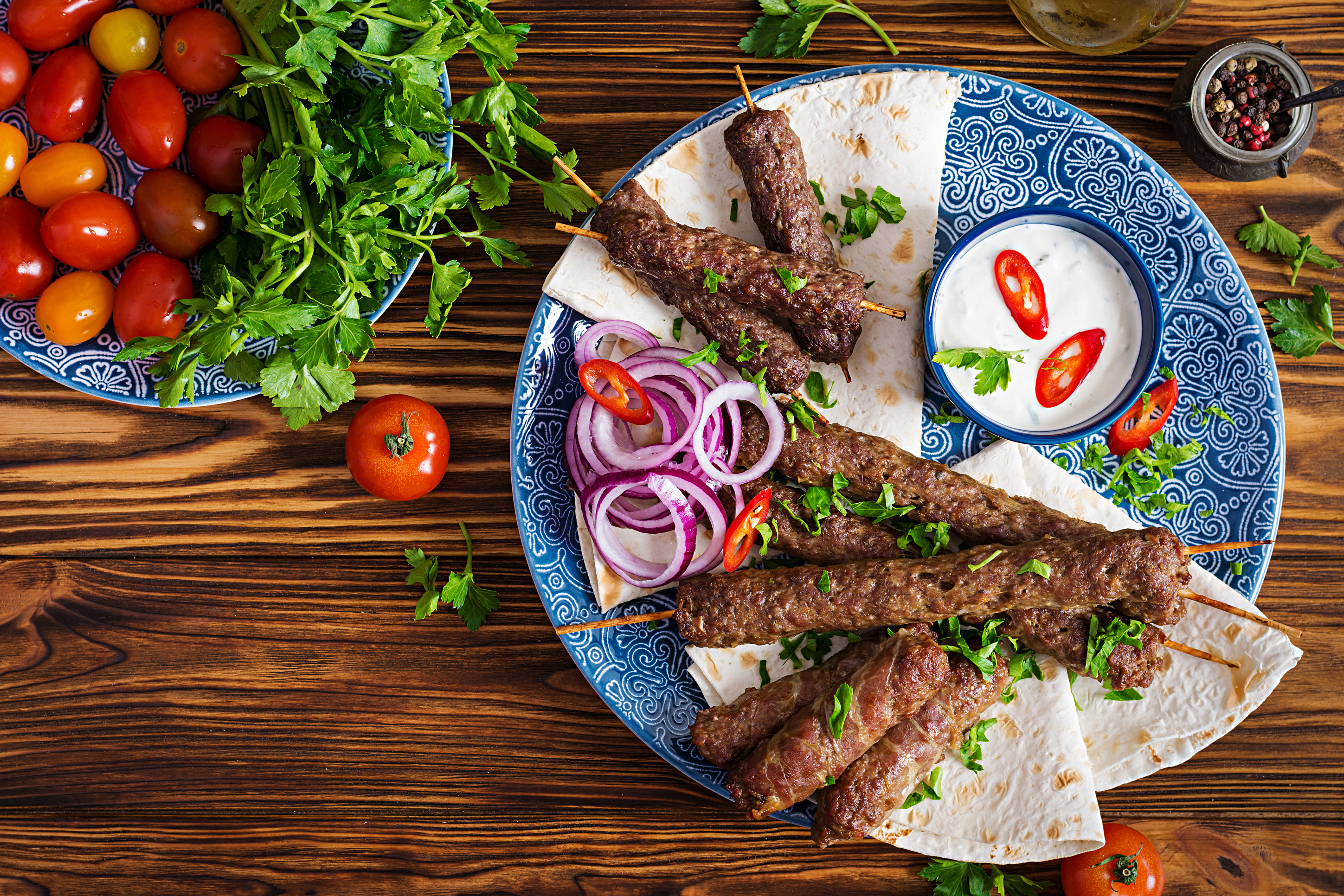 Ćevapi – Omiljeni srpski roštilj dostiže nove rekorde